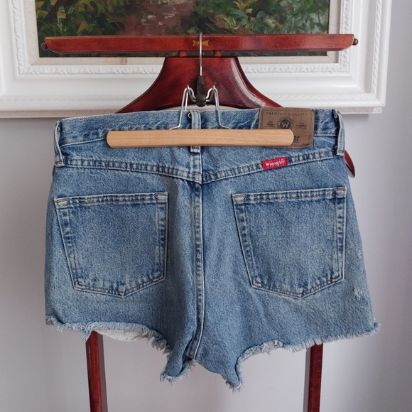 Wrangler Jean Shorts - Picture 5 of 10